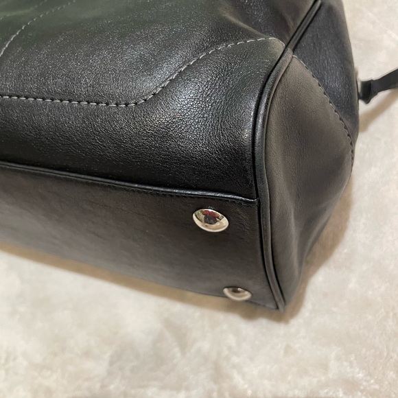 Coach black leather small hand bag - Picture 9 of 16